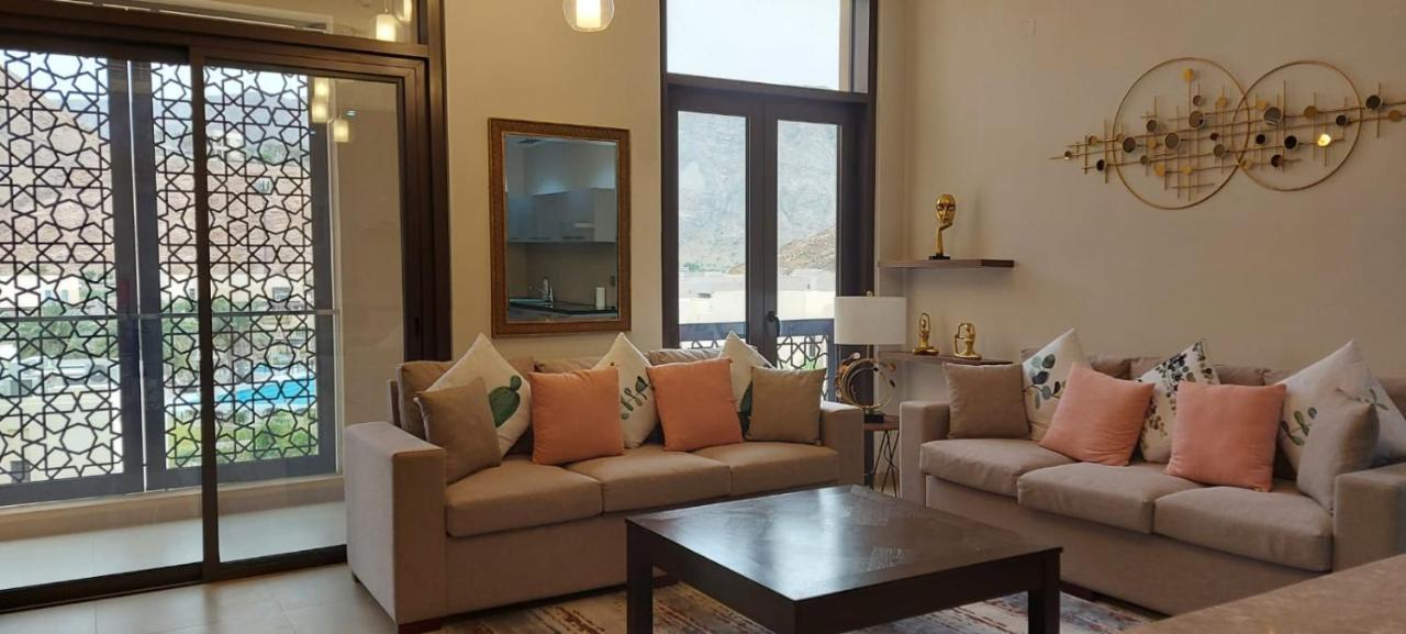 One Elegant 1Bhk Apartment In Muscat Bay 02 Екстериор снимка