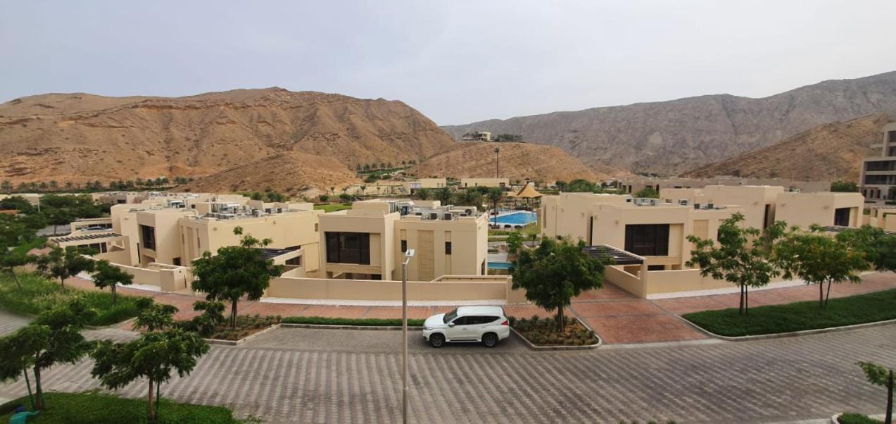One Elegant 1Bhk Apartment In Muscat Bay 02 Екстериор снимка